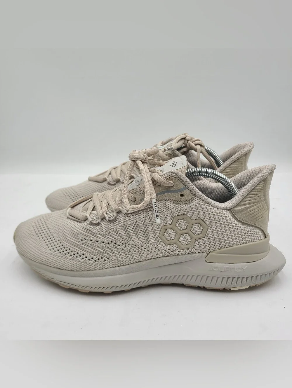 B39 Men's Sz 9 / Womens 10.5 M - Rudis Journey Athletic Running Gym Sneaker